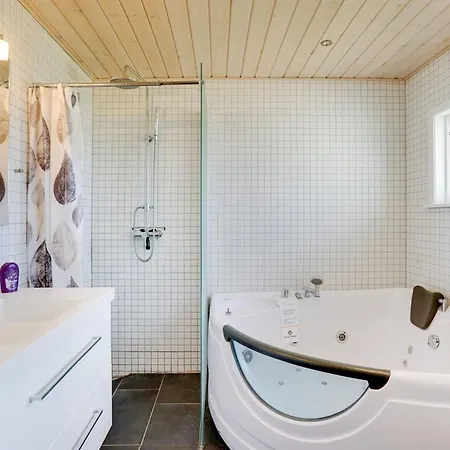 Maira - 150m From The Sea By Interhome Spodsbjerg