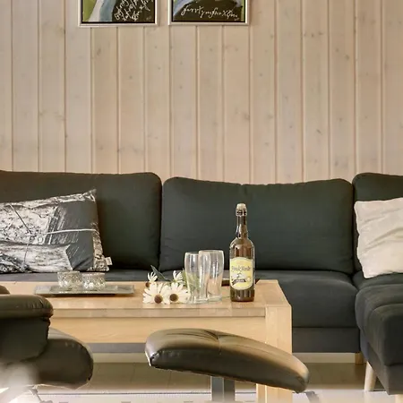 Maira - 150m From The Sea By Interhome 펜션