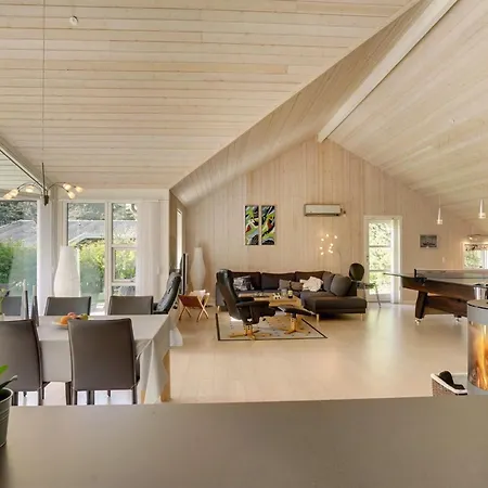 Maira - 150m From The Sea By Interhome 펜션 *