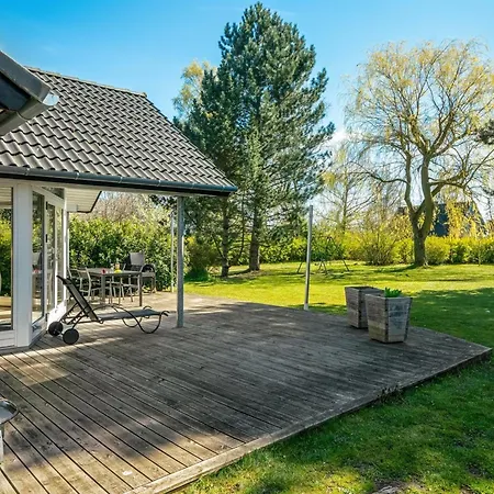 Feriehus Maira - 150m From The Sea By Interhome Spodsbjerg